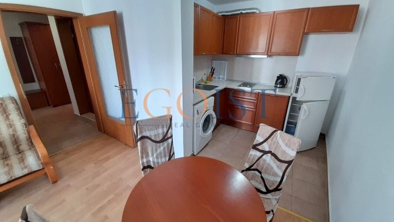 One-bedroom apartment in the Marina View Fort Beach complex