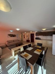 Apartament z 2 sypialniami w kompleksie Sun City 2