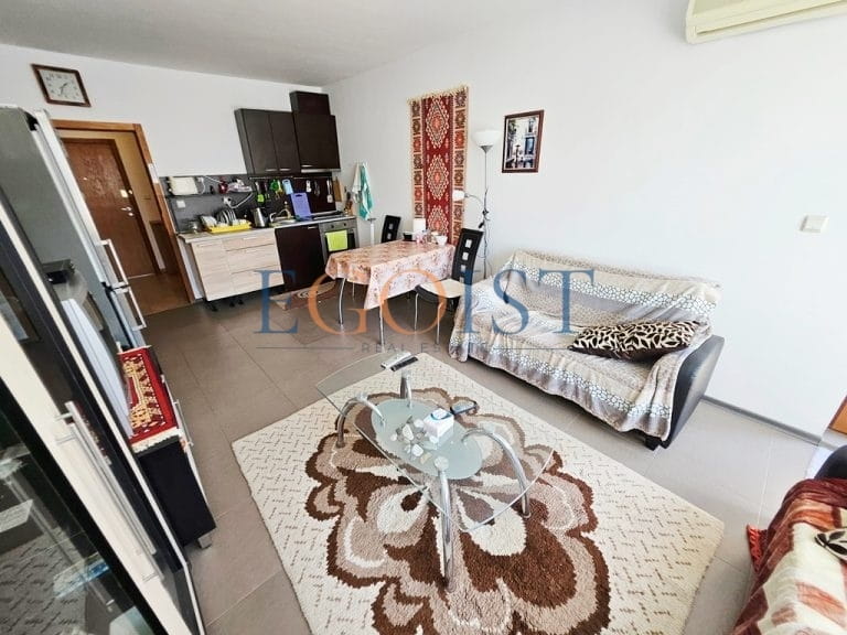 Apartament z 2 sypialniami w kompleksie Sunny View North