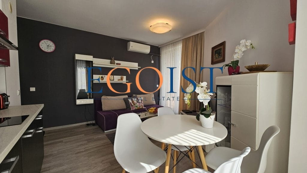 One-bedroom apartment in the Golden Day 2 complex, Sunny Beach — фото 1
