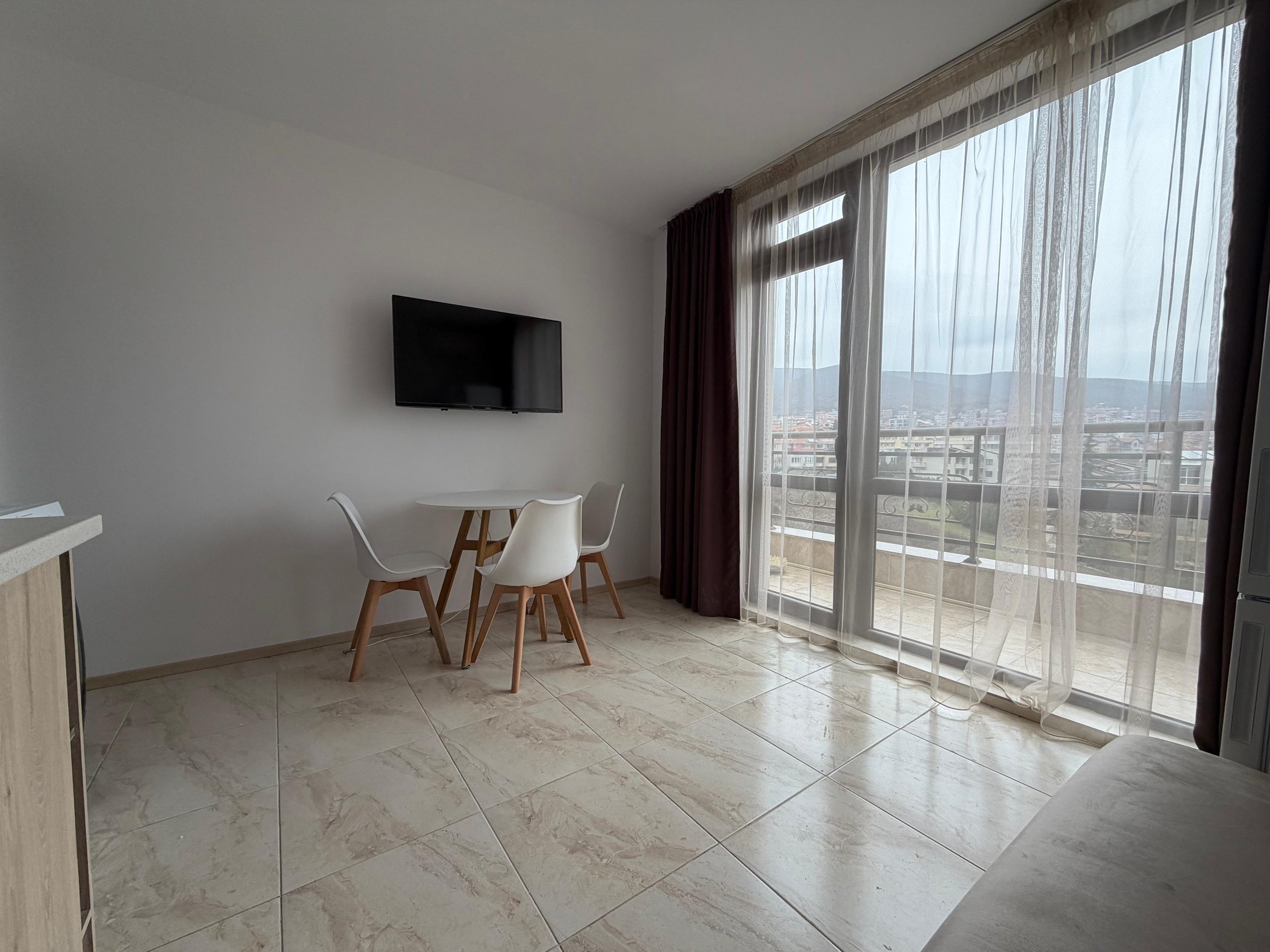 One-bedroom apartment in the Raduga 2 complex, Saint Vlas — фото 5