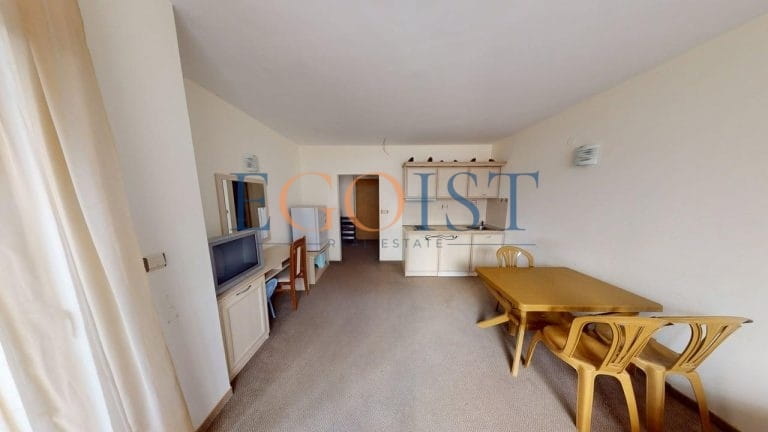 One-bedroom apartment in the Avalon complex