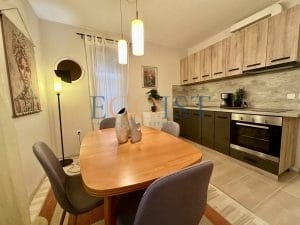 Apartament z 1 sypialnią w kompleksie Trinity