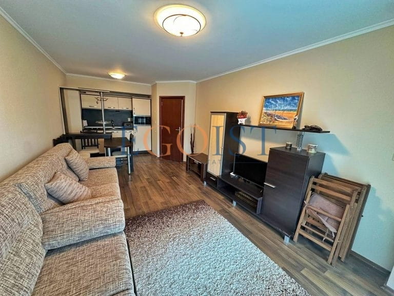 Apartament z 1 sypialnią w kompleksie Rose Gardens