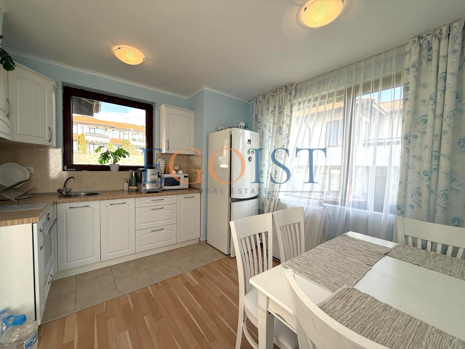 Apartament z 1 sypialnią w kompleksie Bay View Villas, Koszarica — фото 2