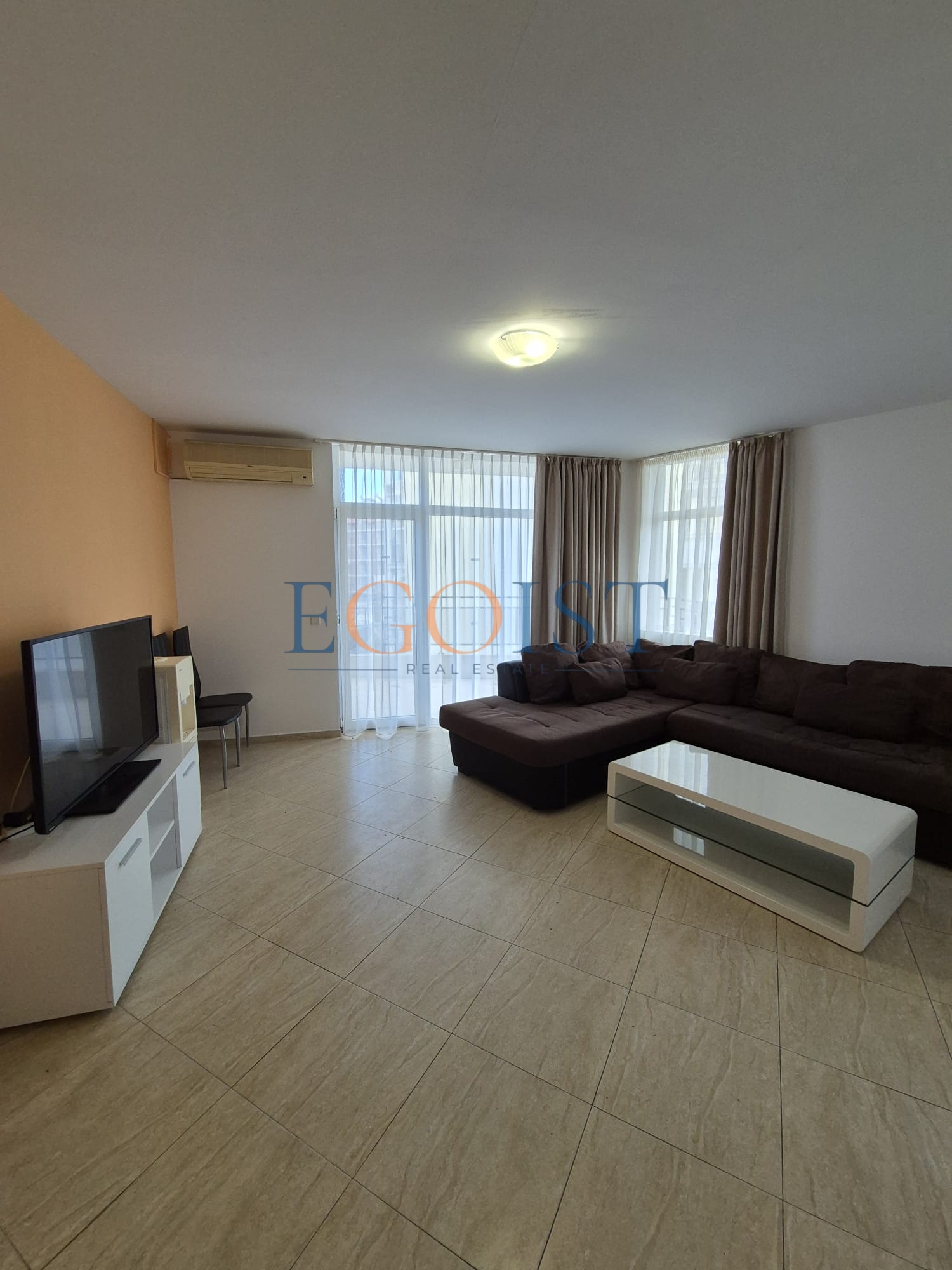 Apartament z 2 sypialniami w kompleksie Sun Village, Słoneczny Brzeg — фото 3