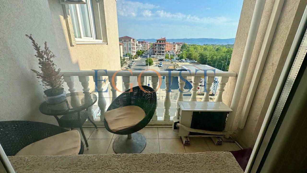Апартамент с 2 спальнями в комплексе Лайфстайл Делюкс, Несебр — фото 8