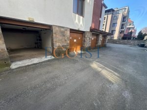 Garaż podziemny w kompleksie Apollon 2