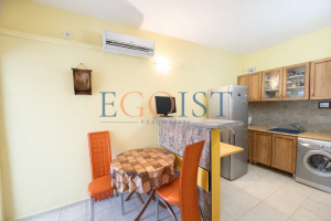 Apartament z 1 sypialnią w kompleksie Sunny Day 2