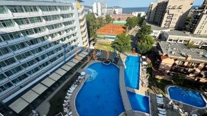 One-bedroom apartment in the Nirvana complex