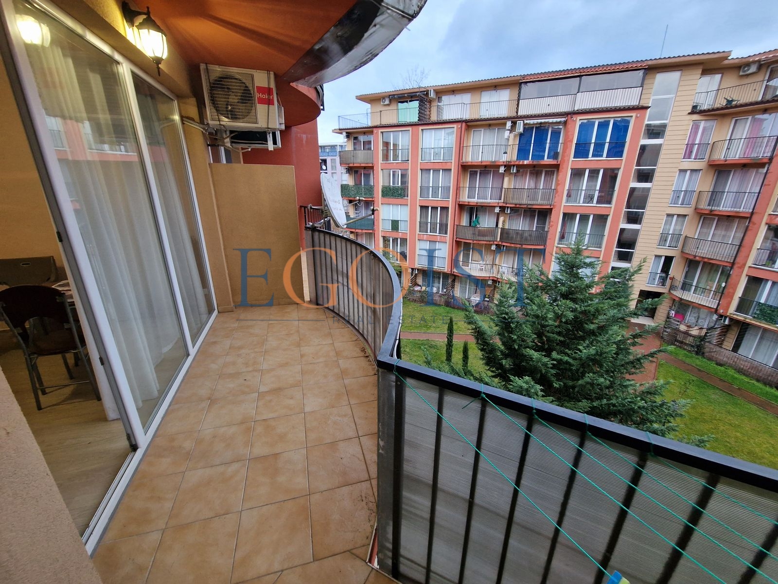 Apartament z 1 sypialnią w kompleksie Sunny View Central, Słoneczny Brzeg — фото 9