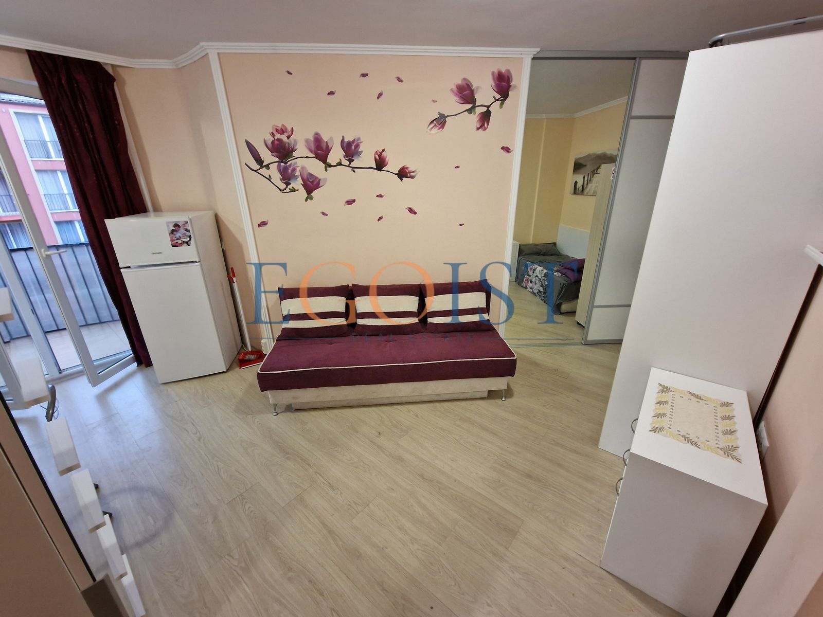 Apartament z 1 sypialnią w kompleksie Sunny View Central, Słoneczny Brzeg — фото 4