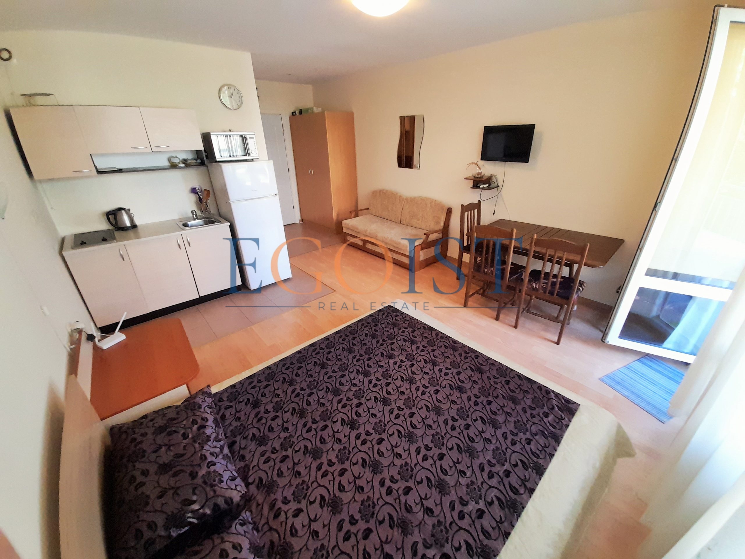 Studio apartment in Nessebar Fort Golf Club complex, Sunny Beach — фото 1