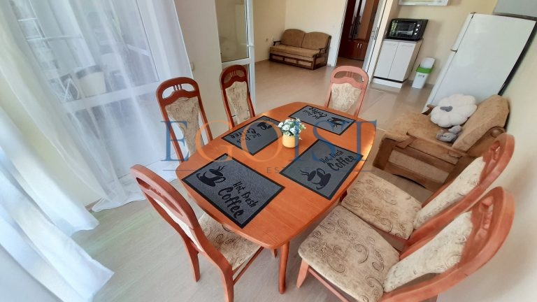 Apartament z 2 sypialniami w kompleksie Sun City 3