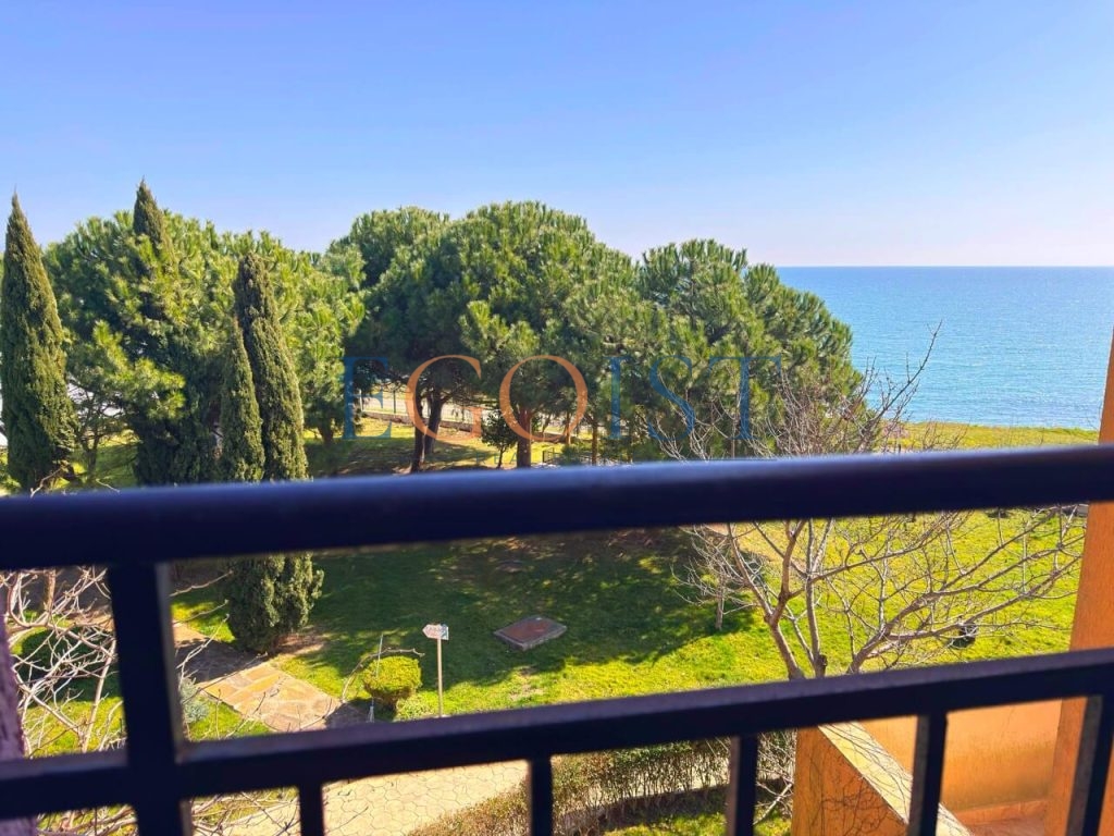 Apartament z 2 sypialniami w kompleksie Marina Cape, Aheloy — фото 1