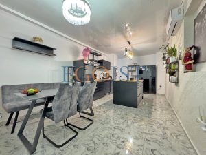 Apartament z 2 sypialniami w kompleksie Sol e Mar