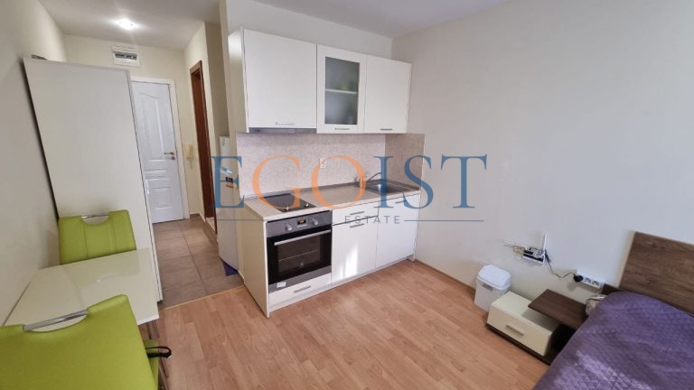 Studio apartment in Nessebar Fort Golf Club complex