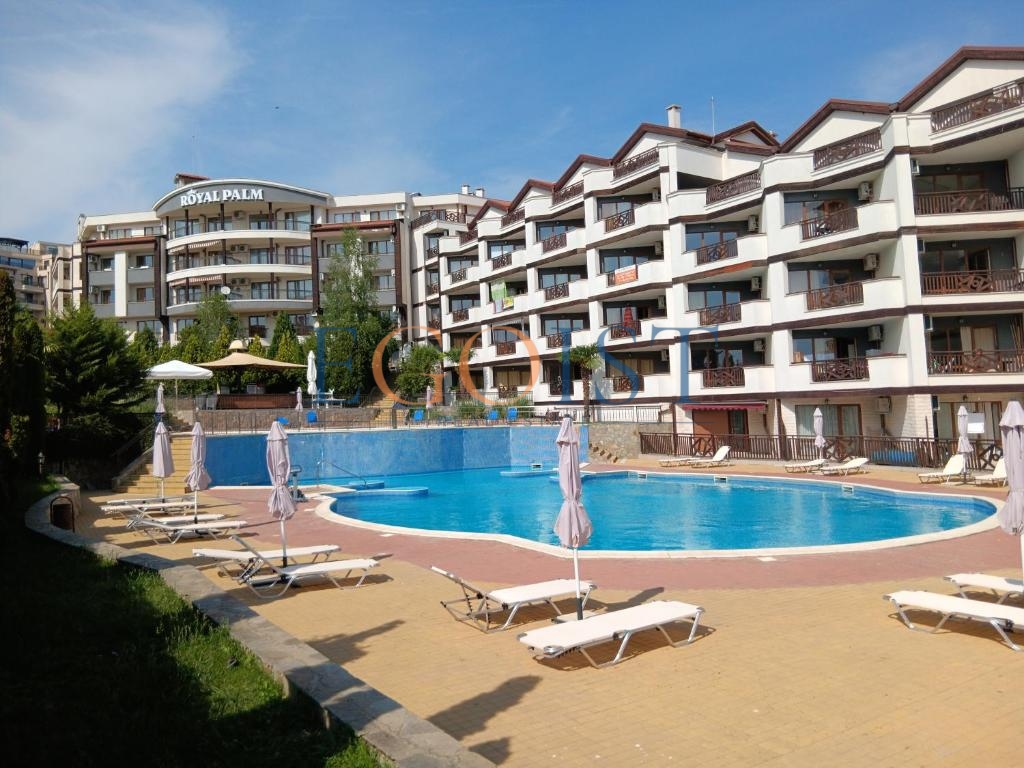 Студия в комплексе Роял Палм  , Святой Влас — фото 1