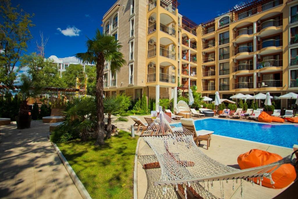 Апартаменты с 1 спальней в комплексе Harmony Suites Jungle, Солнечный берег — фото 12
