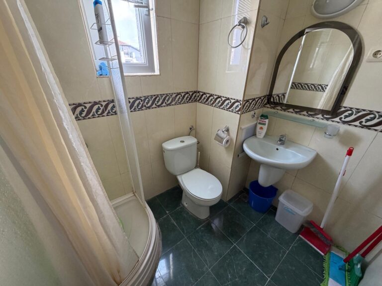Apartament z 2 sypialniami w kompleksie Bravo 5