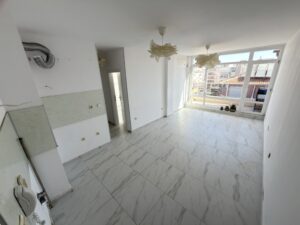 Квартира с 1 спальней в жилом доме, Поморие