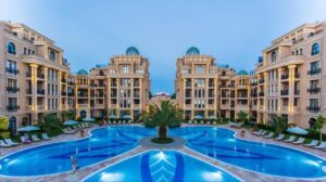 Афродита Гарденс, Солнечный берег