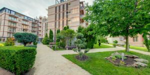 Тарсис, Солнечный берег