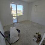 Apartament z 2 sypialniami i podwórkiem do wykończenia, Czarne Morze 2, Nesebyr — фото 3